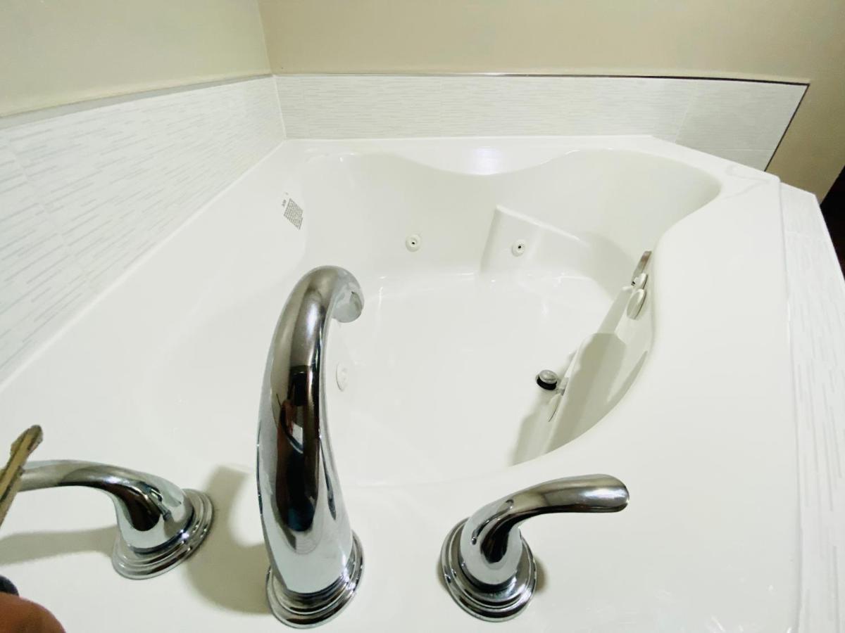 Rodeway Inn Swansea Ngoại thất bức ảnh
