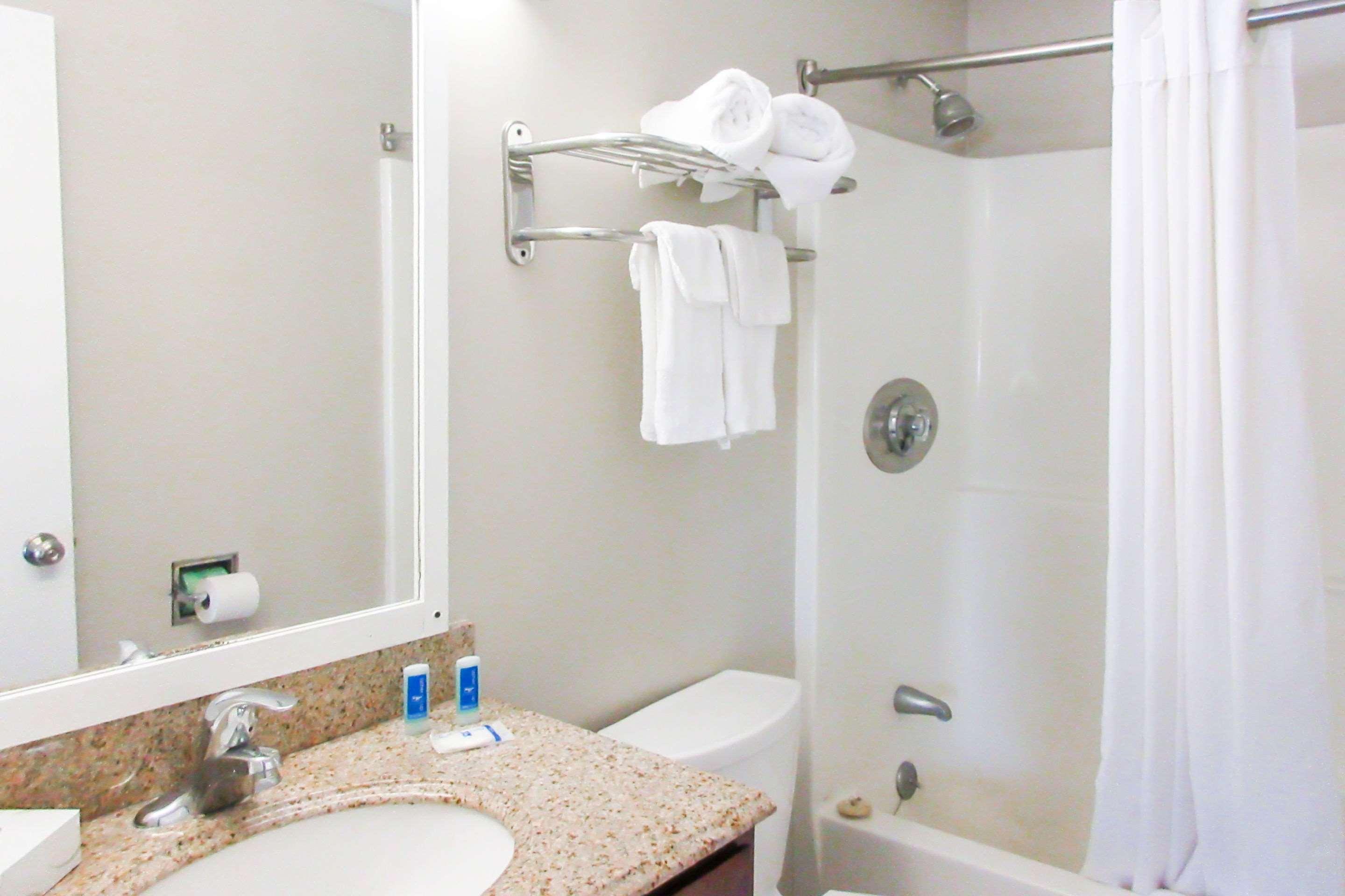 Rodeway Inn Swansea Ngoại thất bức ảnh