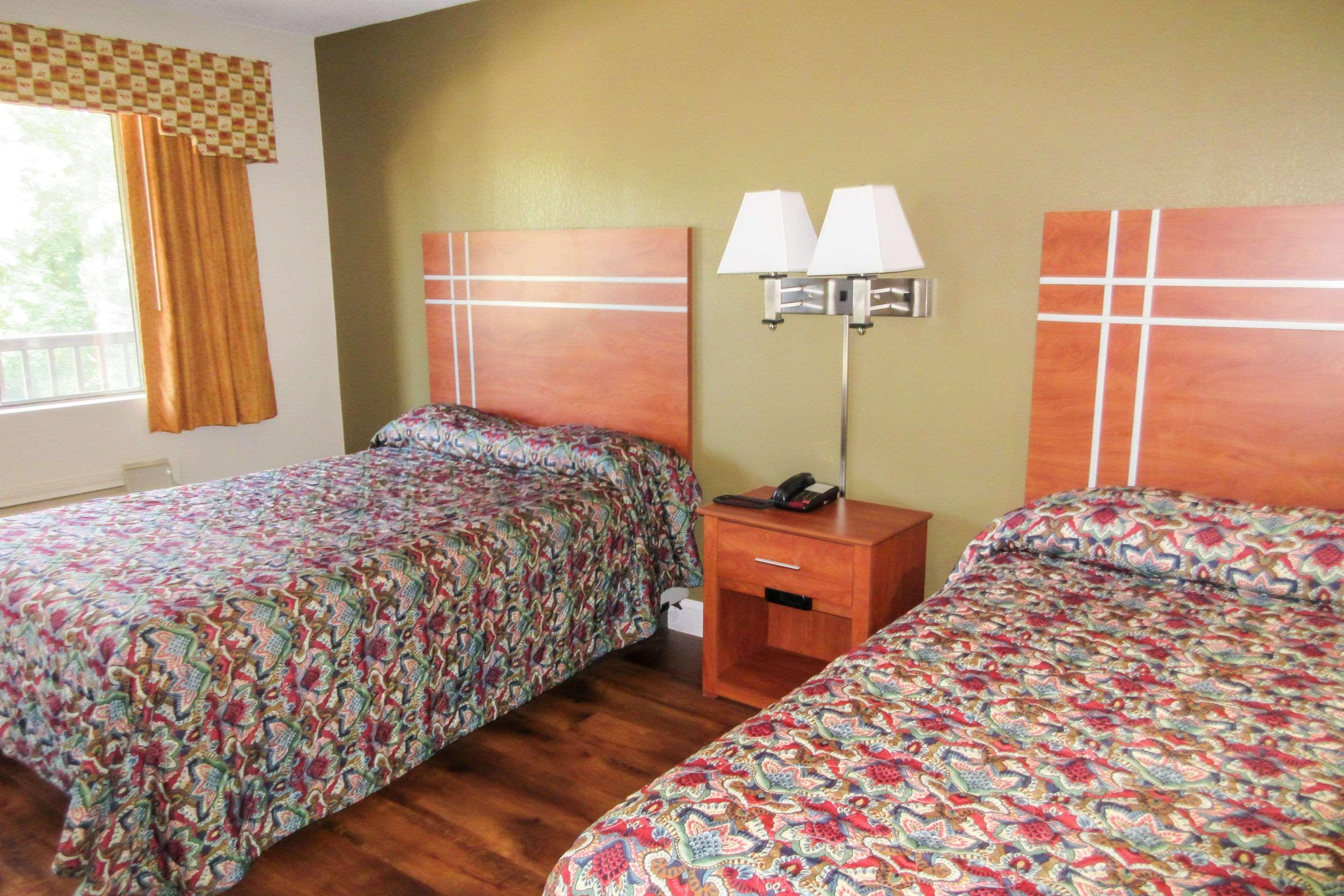 Rodeway Inn Swansea Ngoại thất bức ảnh
