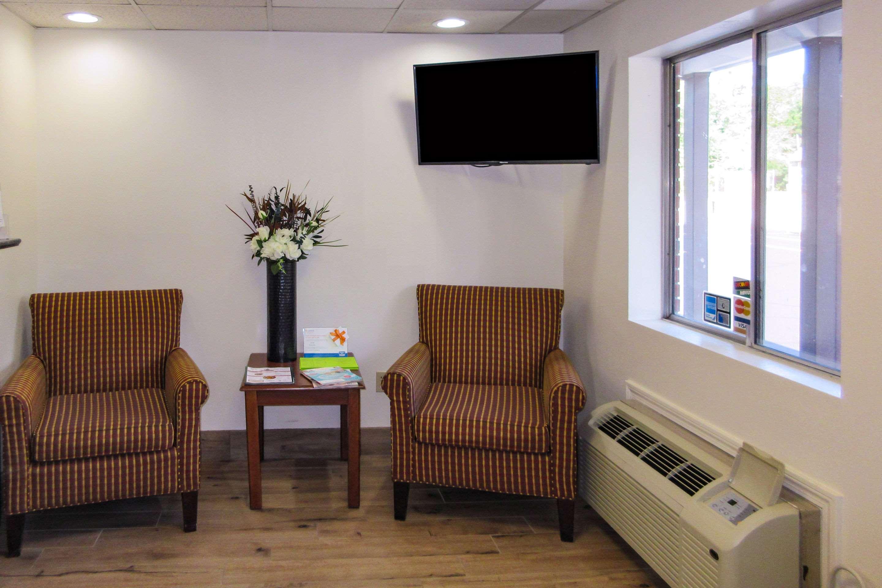 Rodeway Inn Swansea Ngoại thất bức ảnh